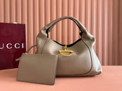 SOFTBIT MAXI SHOULDER BAG 46 IN TAUPE GRAINY LAMBSKIN