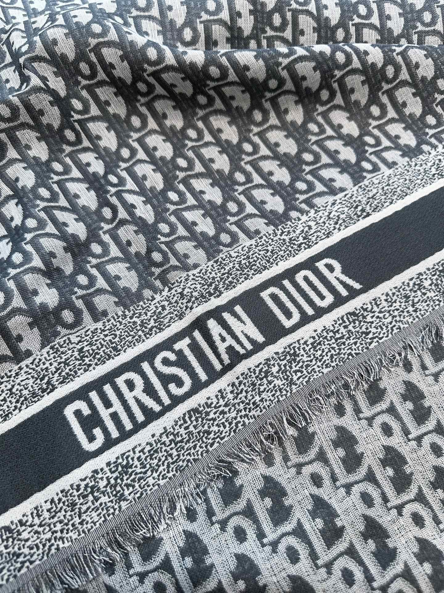DIOR 26S SCARF 140 IN CASHMERE AND SILK 513543