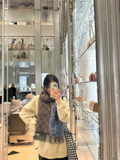 GUCCI 26S SCARF IN CASHMERE 316615