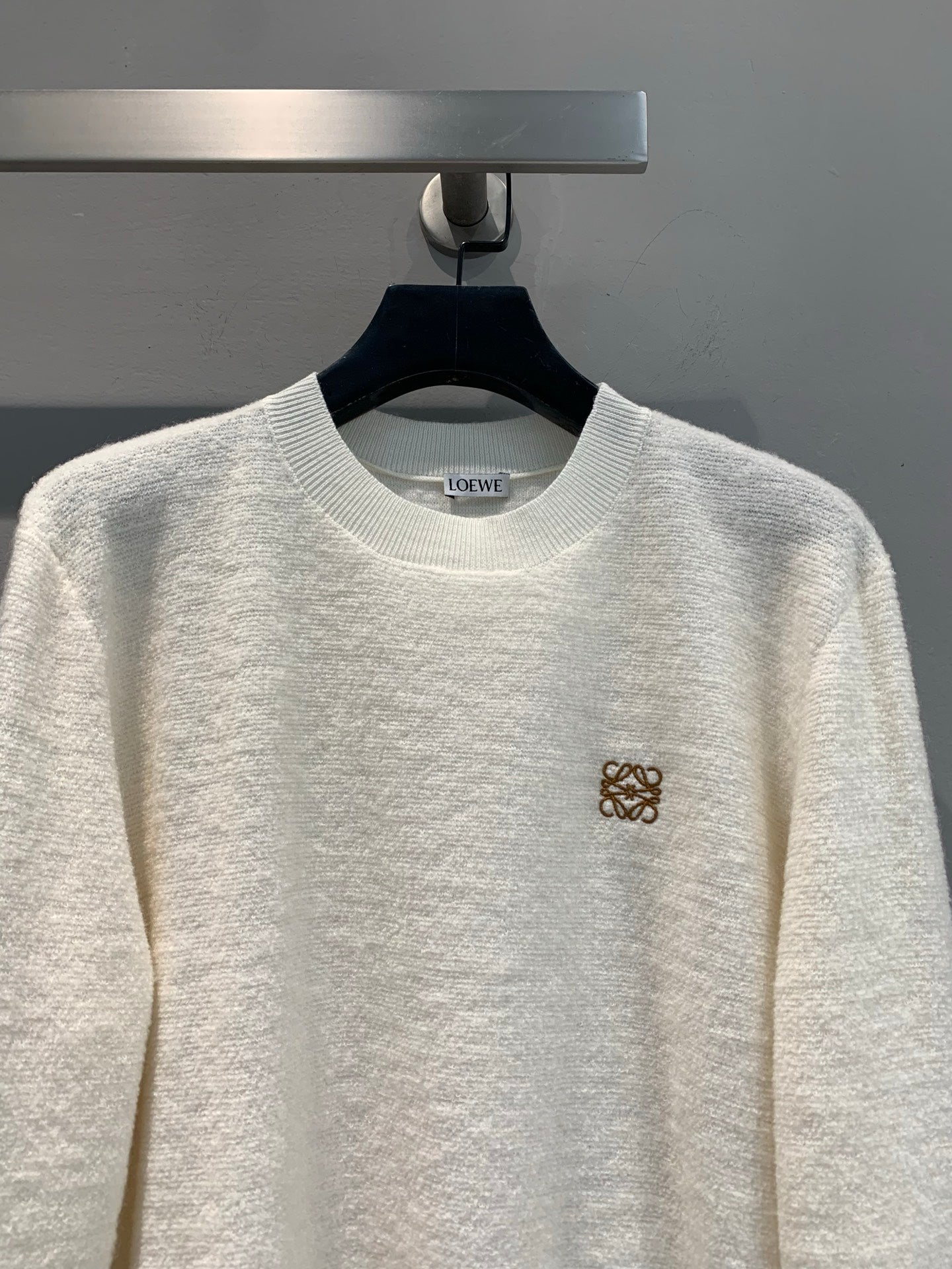 LOEWE SWEATER STYLE 219