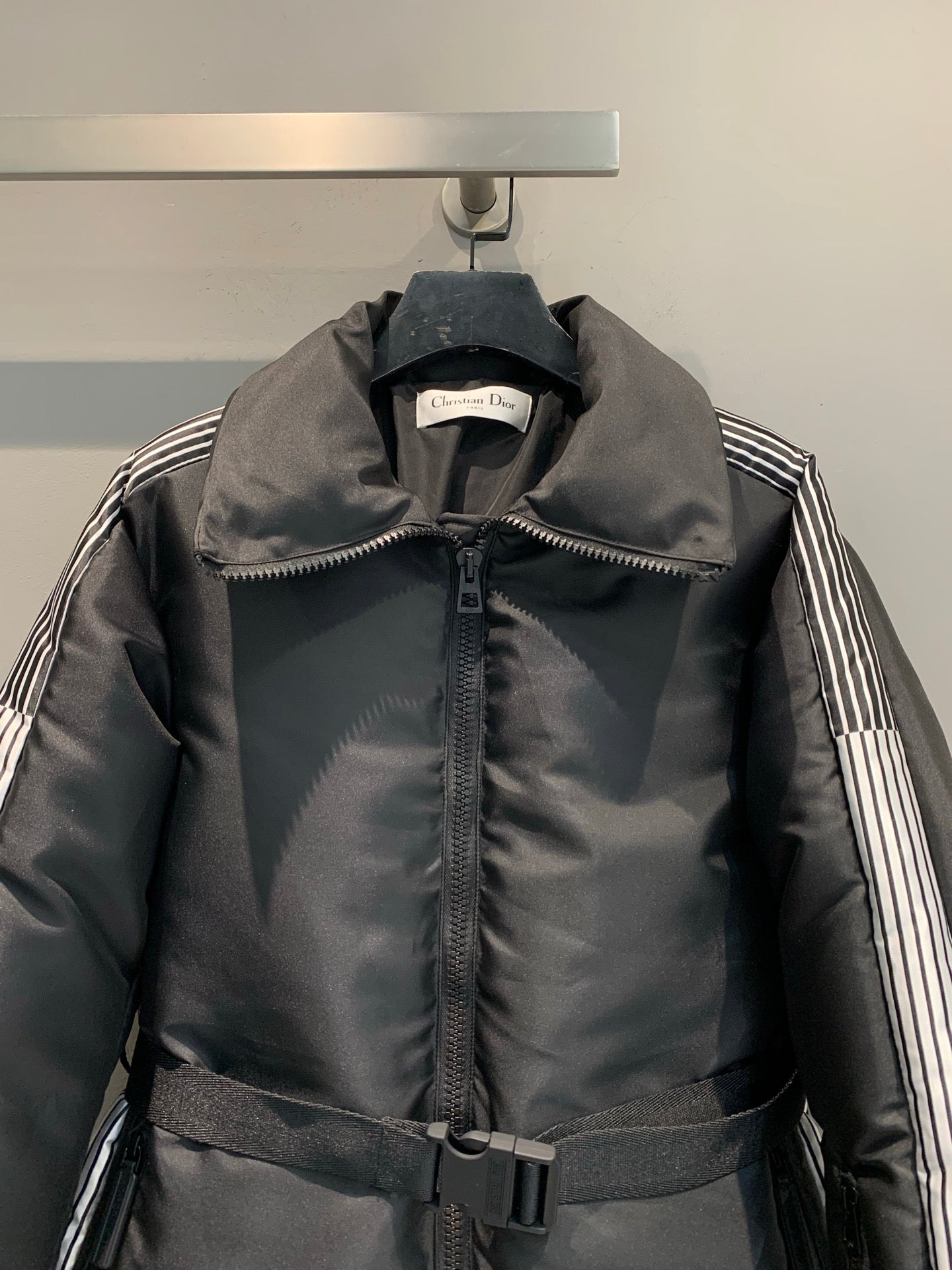 DIOR 25S DOWN JACKET 569