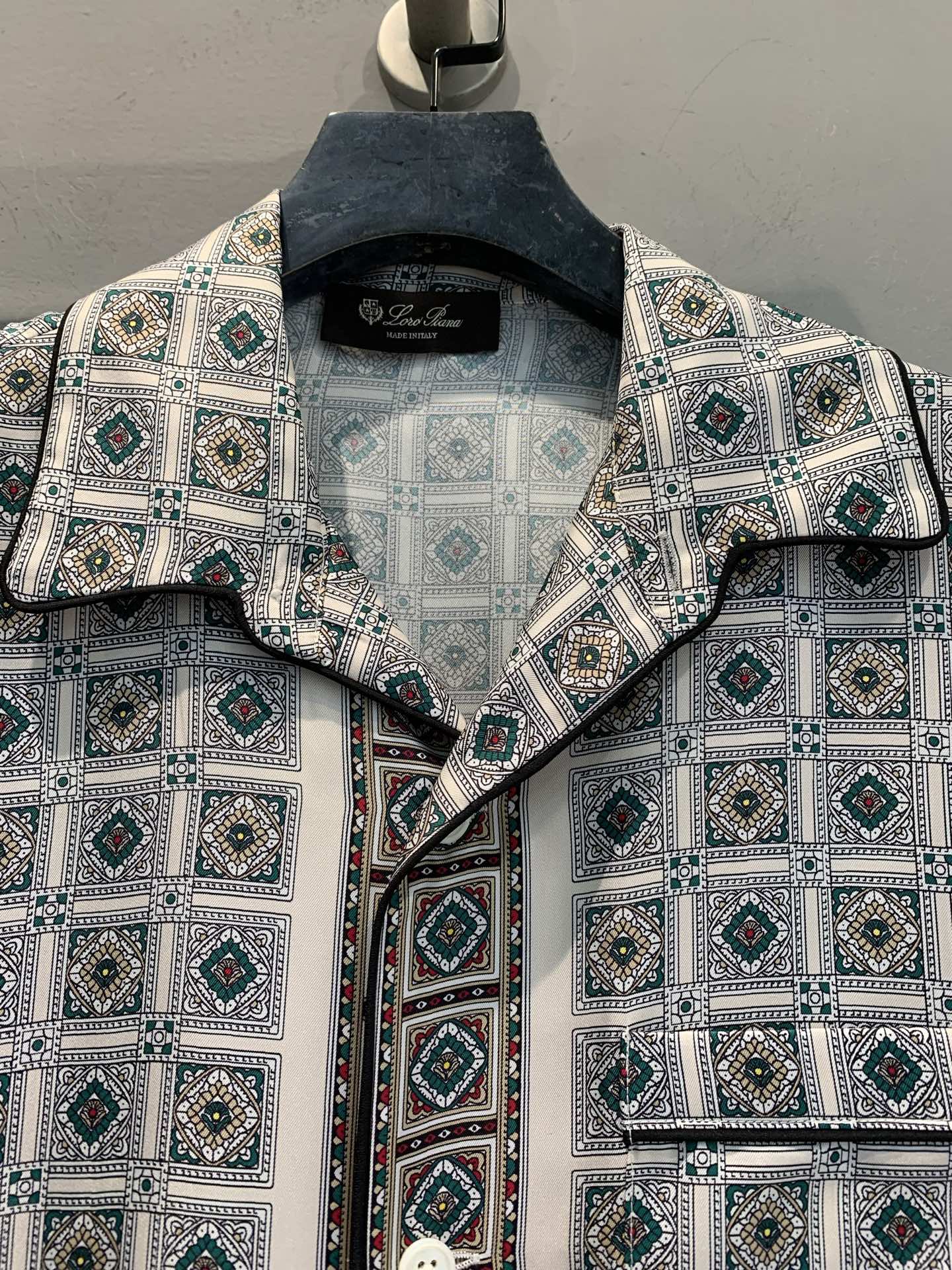 LORO PIANA 26S SILK SHIRT 686