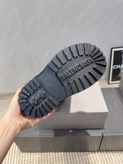 BALENCIAGA 25S BOOTS PLATFORM HEEL IN BLACK SUEDE STYLE 5