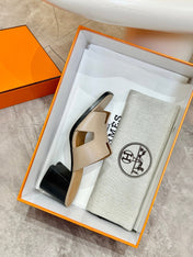 HM 26S HELIA SANDAL 70MM IN BEIGE CALFSKIN