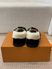 COLORADO COMFORT MARY JANE IN BLACK SUEDE AND SHEARLING LINING