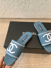 FLAT SLIDE IN AEGEAN BLUE DENIM WITH WHITE LOGO