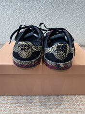 GYMNASIUM SNEAKER IN BLACK FABRIC AND BLACK RED SNAKE EFFECT CALFSKIN