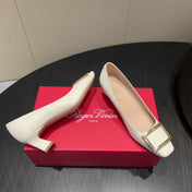 ROGER VIVIER 25S BELLE VIVIER PUMPS 45MM IN IVORY CALFSKIN GOLD BUCKLE