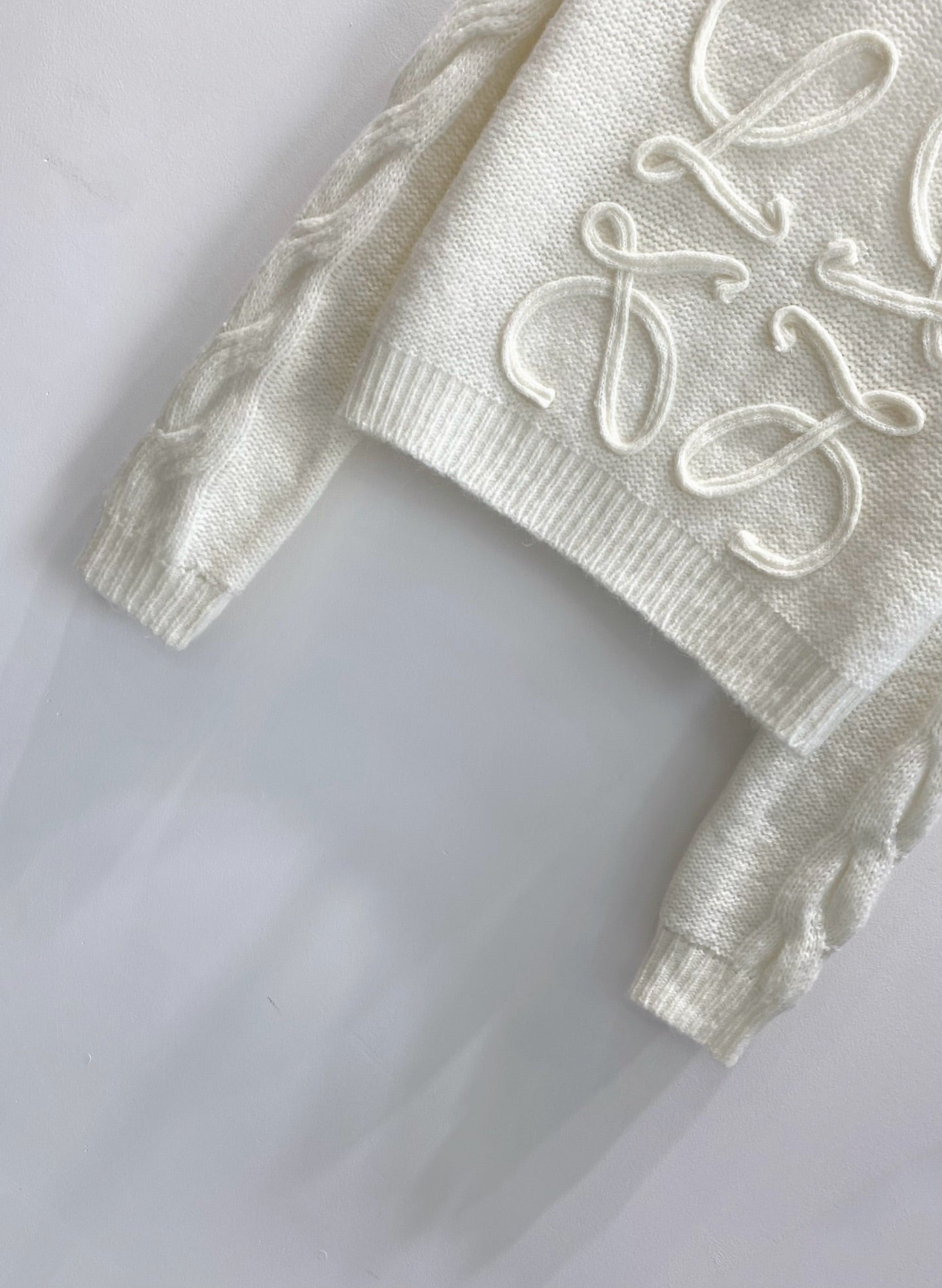 LOEWE 26S CABLE-KNIT SWEATER 622