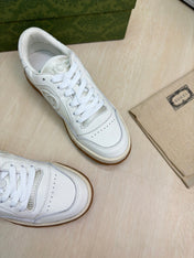 GG INTERLOCKING G SNEAKER WHITE BEIGE CALFSKIN AND FABRIC