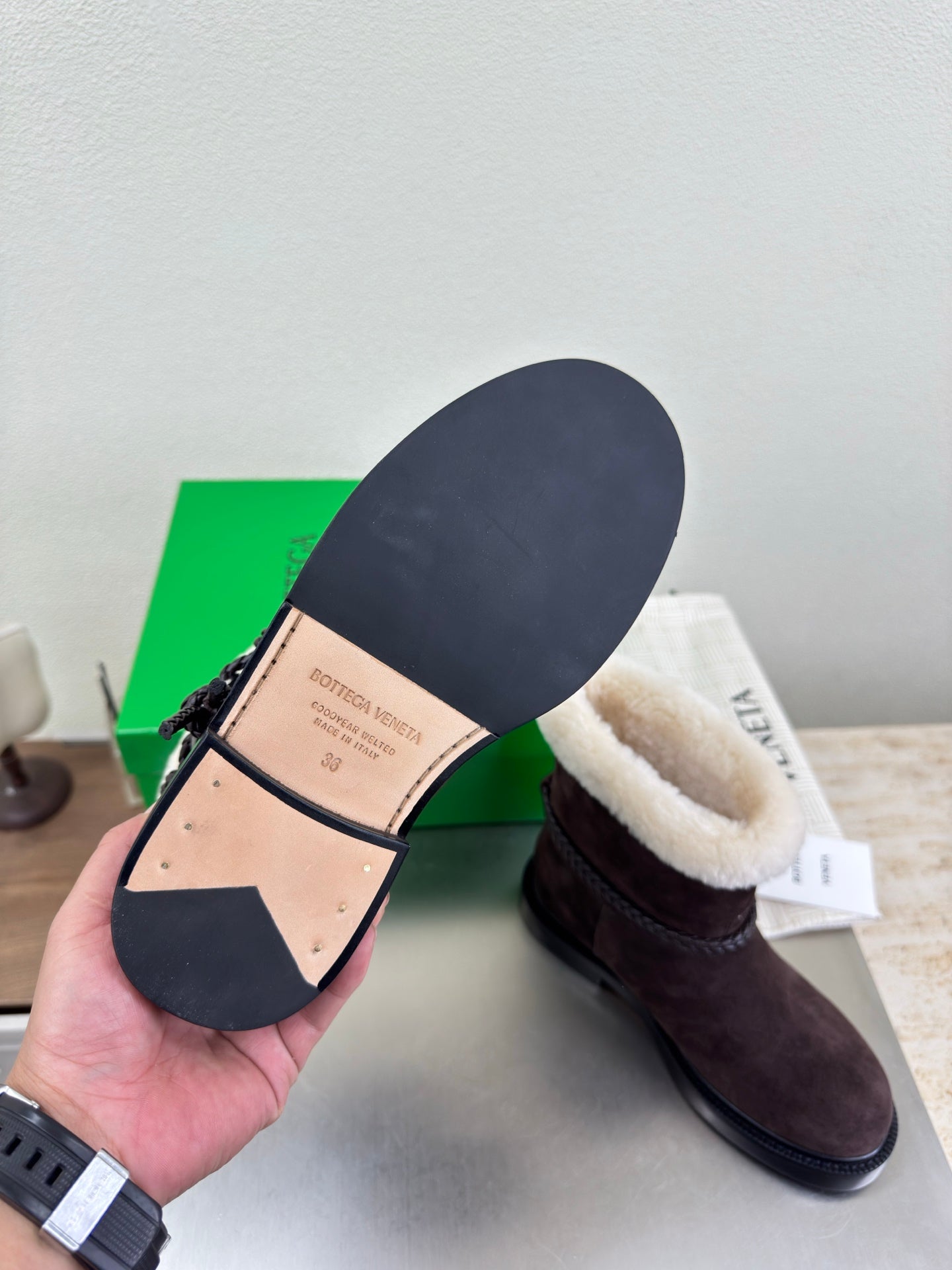BOTTEGA VENETA 26S FUR-LINED BOOTS IN DARK BROWN SUEDE AND WHITE WOOL