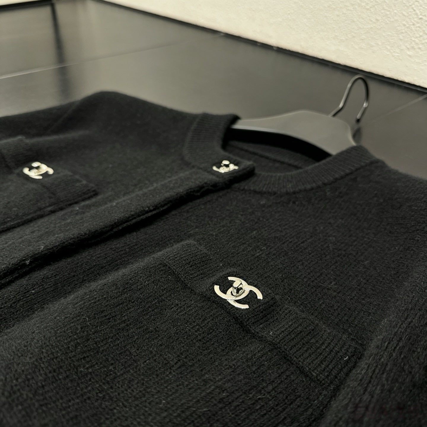 CHANEL 26S KNIT CARDIGAN 1694