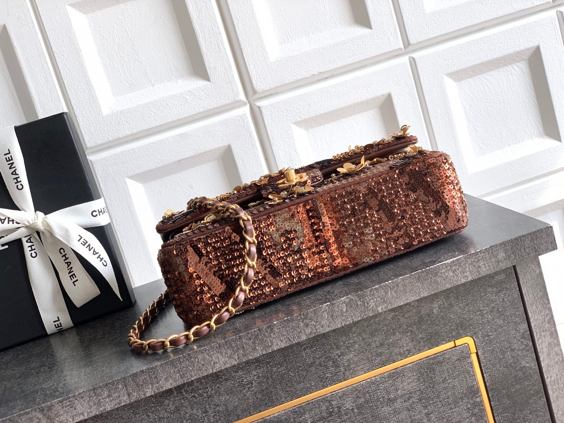 CHANEL 26S CLASSIC FLAP 25 IN BROWN BRONZE SEQUIN GOLD HARDWARE