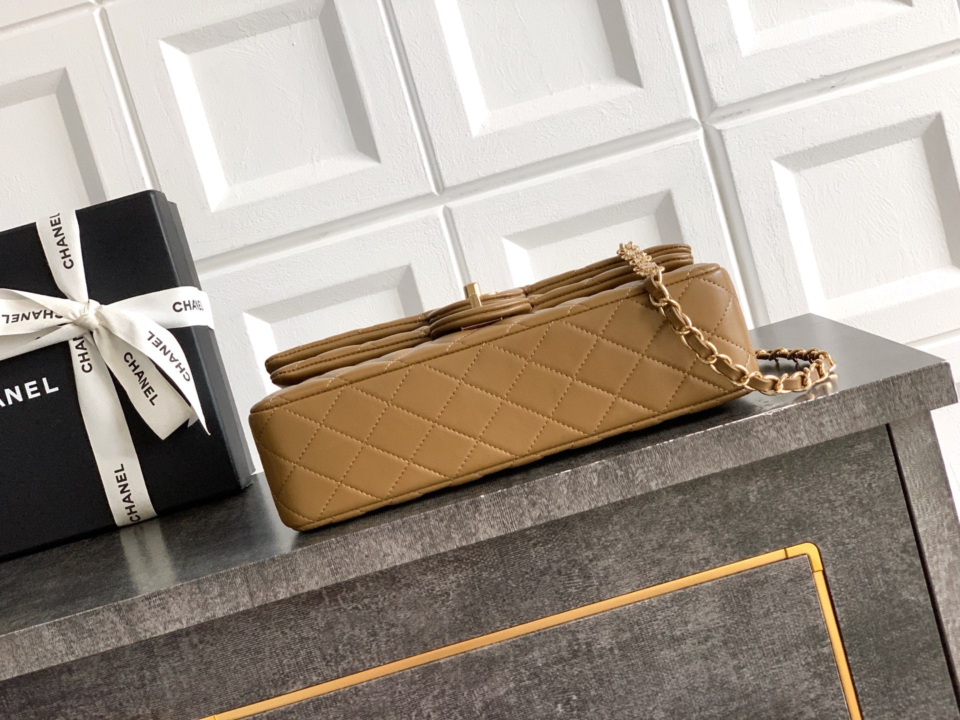 CHANEL 26S QUILTED CLASSIC FLAP MEDIUM BAG 25 IN KHAKI BROWN LAMBSKIN GOLD HARDWARE