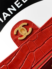 CHANEL 26S SOUPLISSIMO MAXI FLAP MEDIUM 32 IN RED CROCODILE-EMBOSSED CALFSKIN GOLD HARDWARE