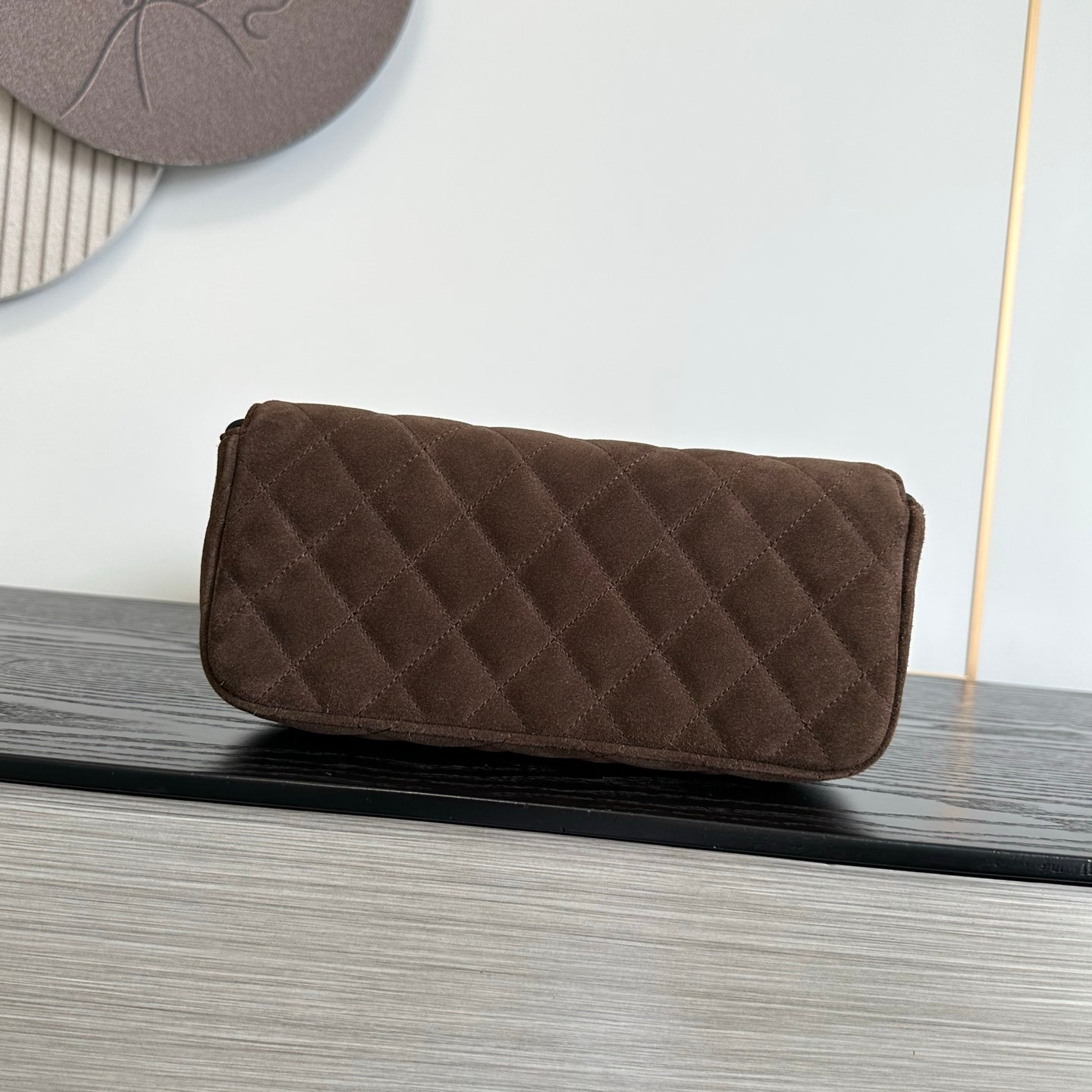 CHANEL 26S FLAP BAG 25 IN DARK BROWN QUILTED SUEDE