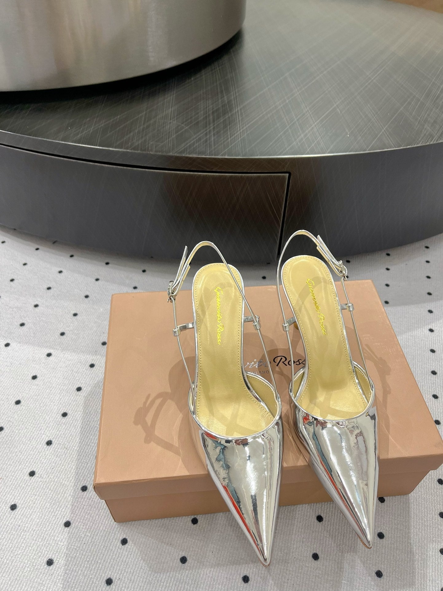 GIANVITO ROSSI 26S HEELED SLINGBACKS 85 MM IN SILVER PATENT CALFSKIN