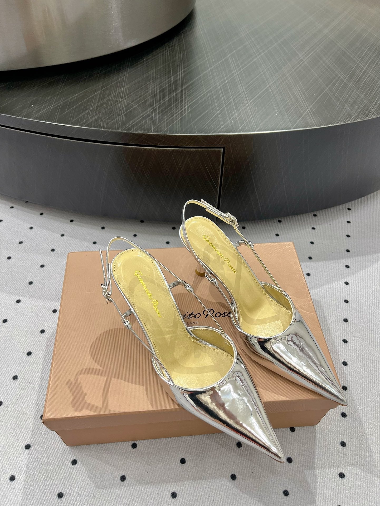 GIANVITO ROSSI 26S HEELED SLINGBACKS 85 MM IN SILVER PATENT CALFSKIN