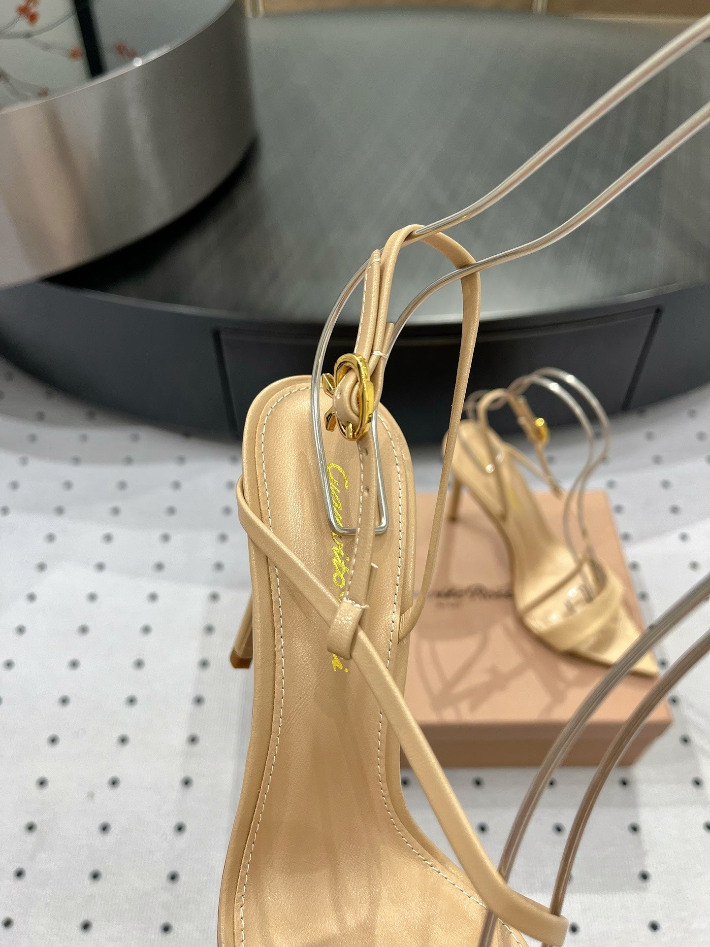 GIANVITO ROSSI 26S STRAPPY HIGH-HEEL SANDALS 110 MM IN BEIGE CALFSKIN