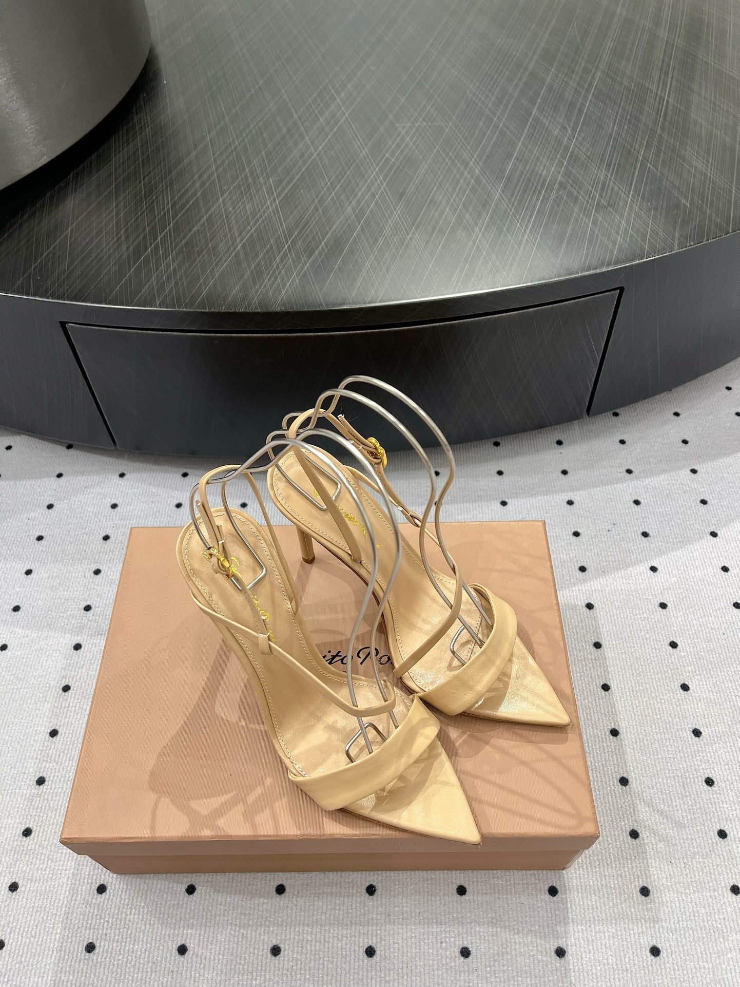 GIANVITO ROSSI 26S STRAPPY HIGH-HEEL SANDALS 110 MM IN BEIGE CALFSKIN
