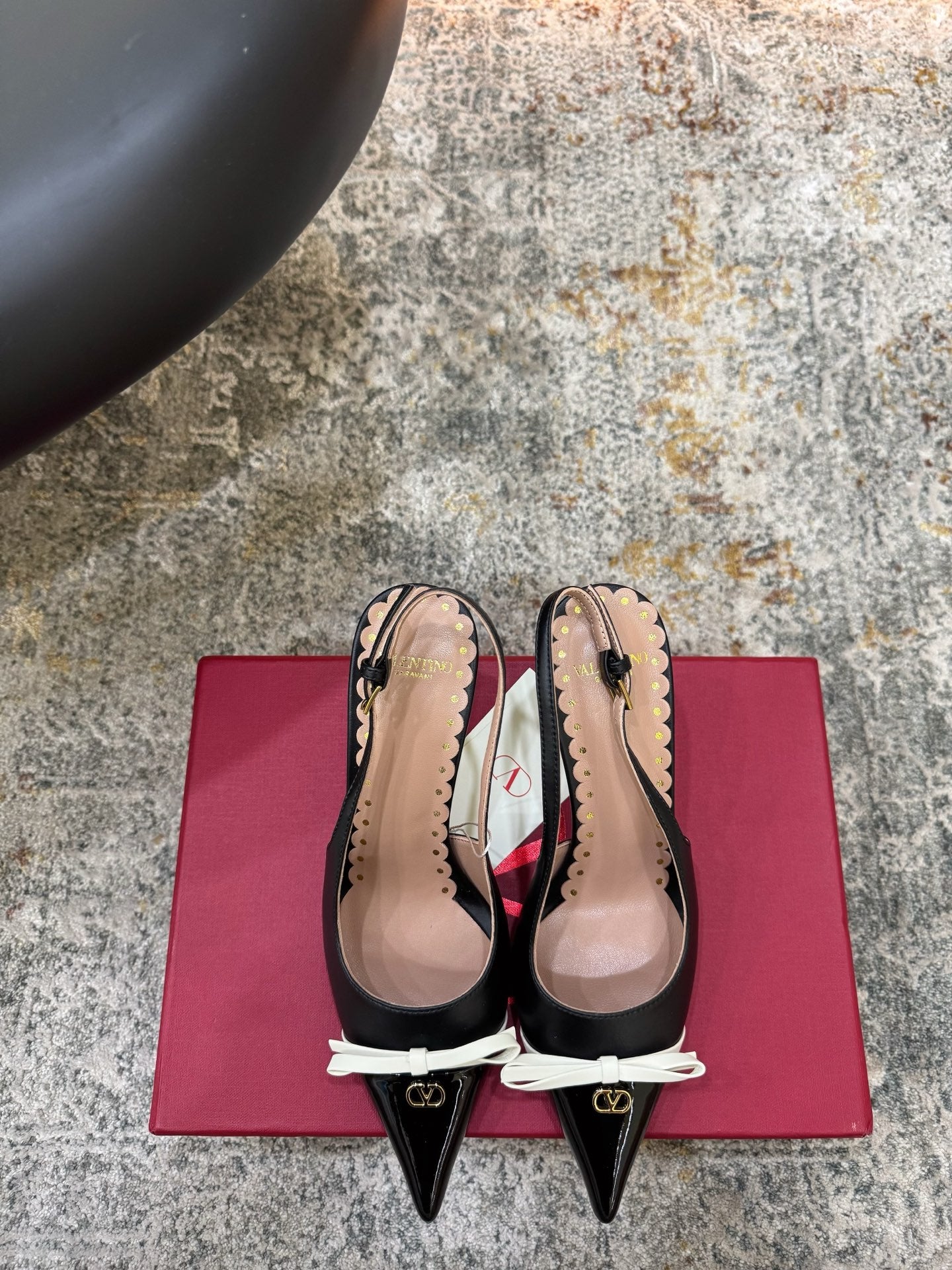 VALENTINO 26S BOW SLINGBACKS 75 MM IN BLACK CALFSKIN