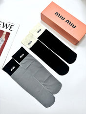 MIUMIU 26S CREW SOCKS 403668 (1 BOX)