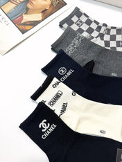 CHANEL 26S CREW SOCKS 405368 (1 BOX)