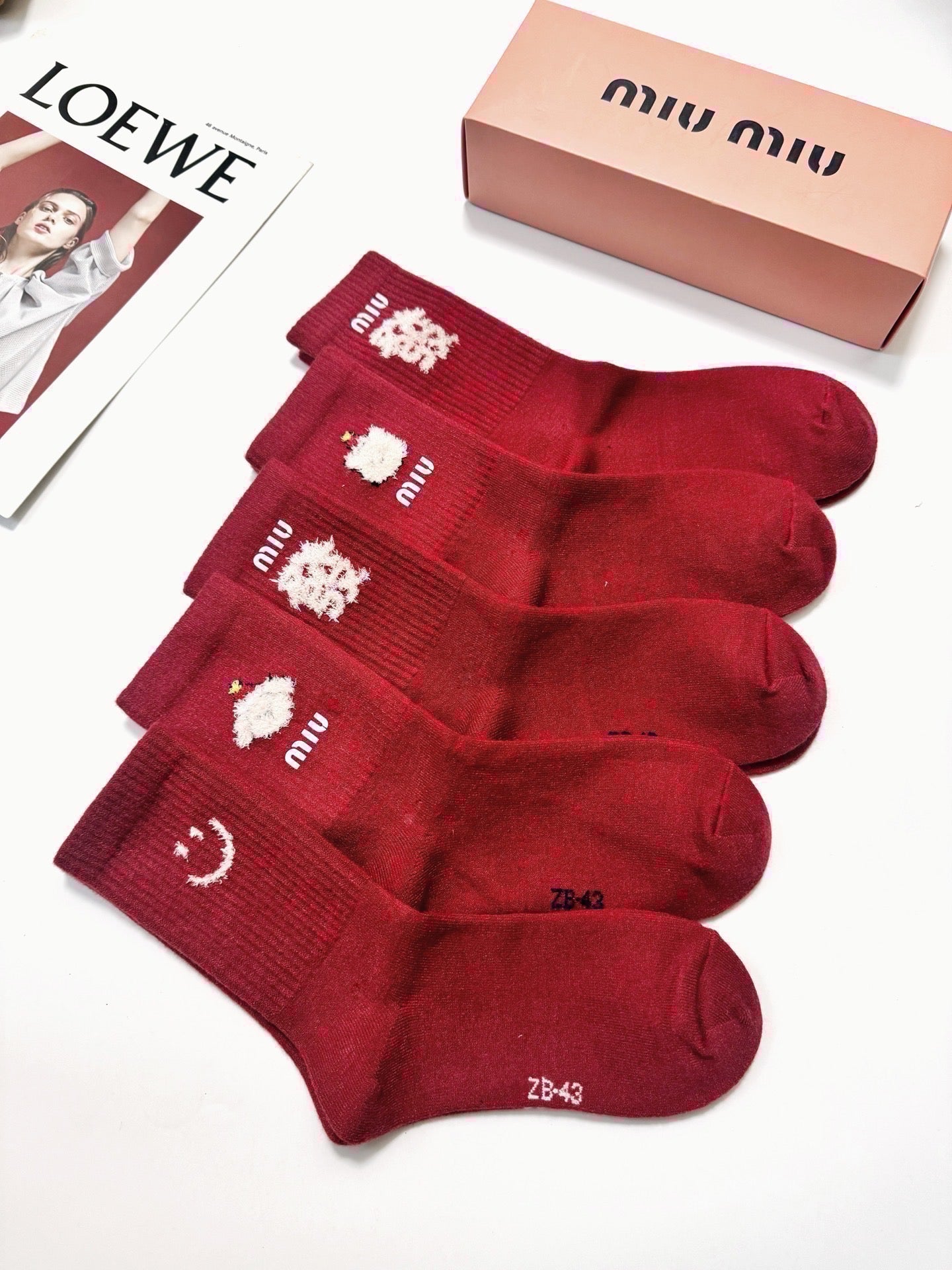 MIUMIU 26S CREW SOCKS 407170 (1 BOX)