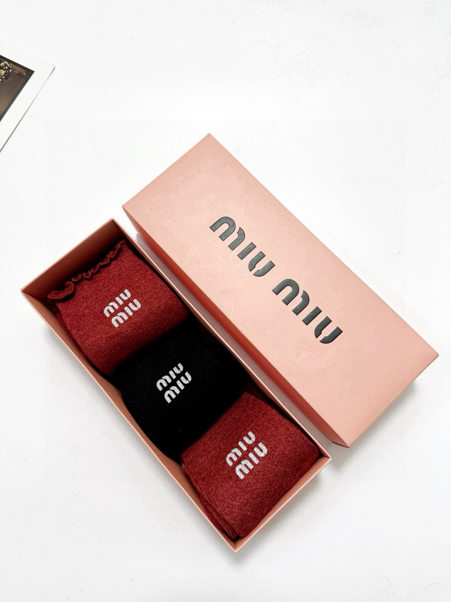 MIUMIU 26S CREW SOCKS 407171 (1 BOX)