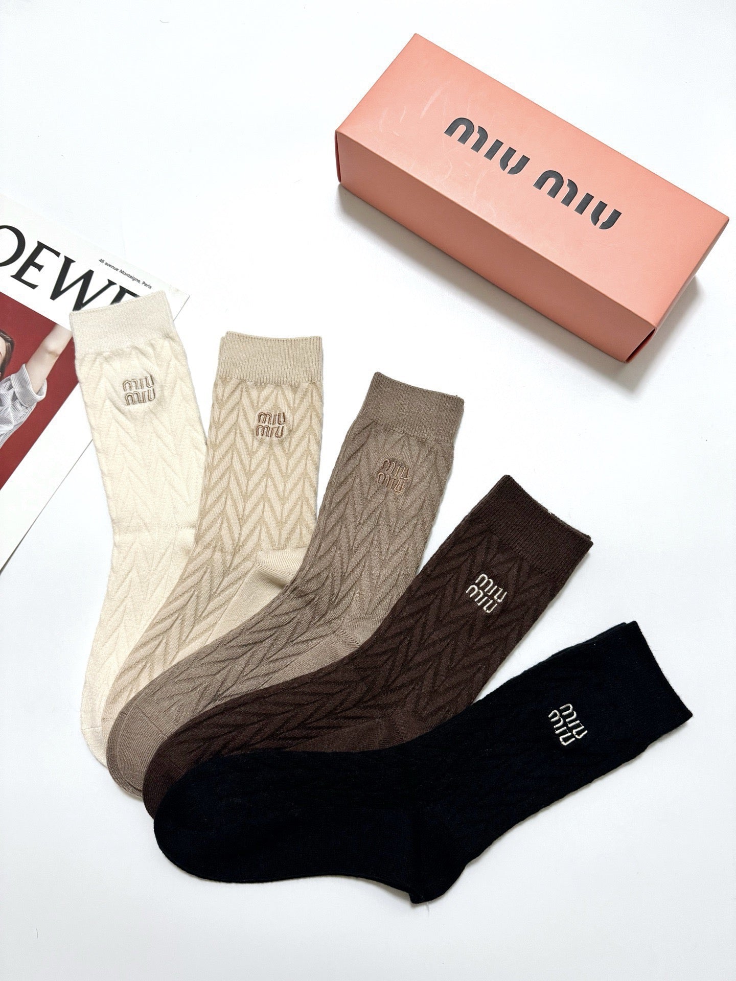 MIUMIU 26S CREW SOCKS 407177 (1 BOX)