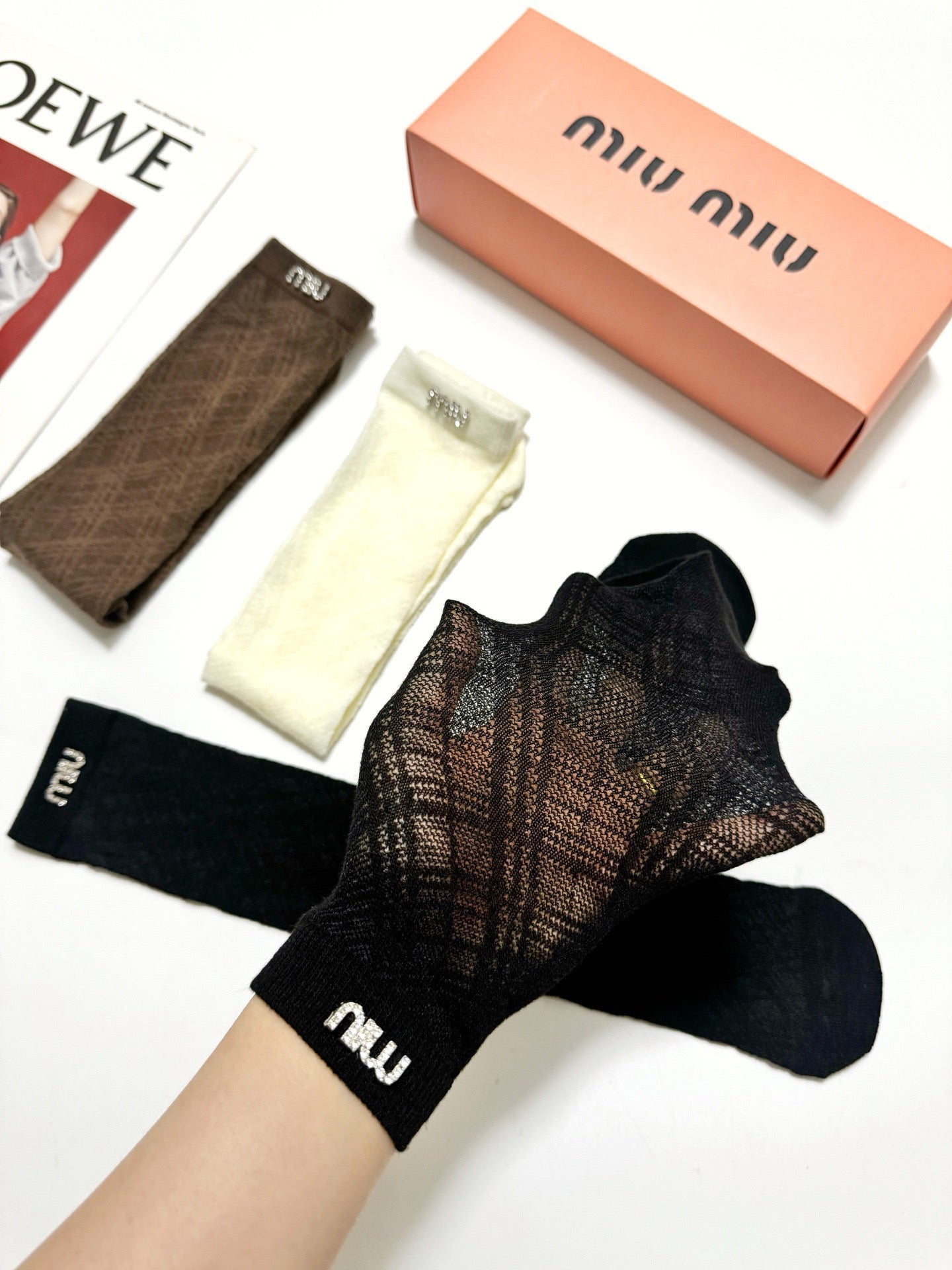 MIUMIU 26S CREW SOCKS 407184 (1 BOX)