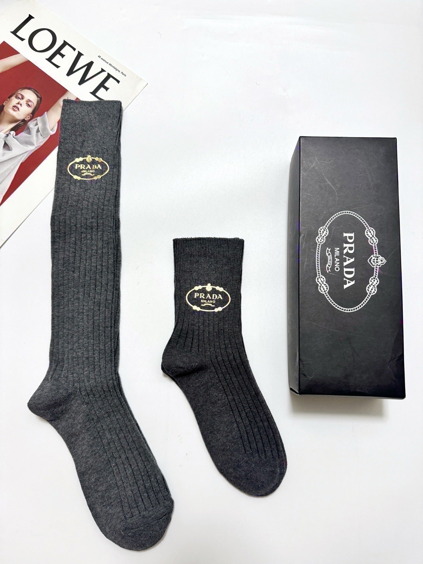 PRADA 26S CREW SOCKS 408722 (1 BOX)