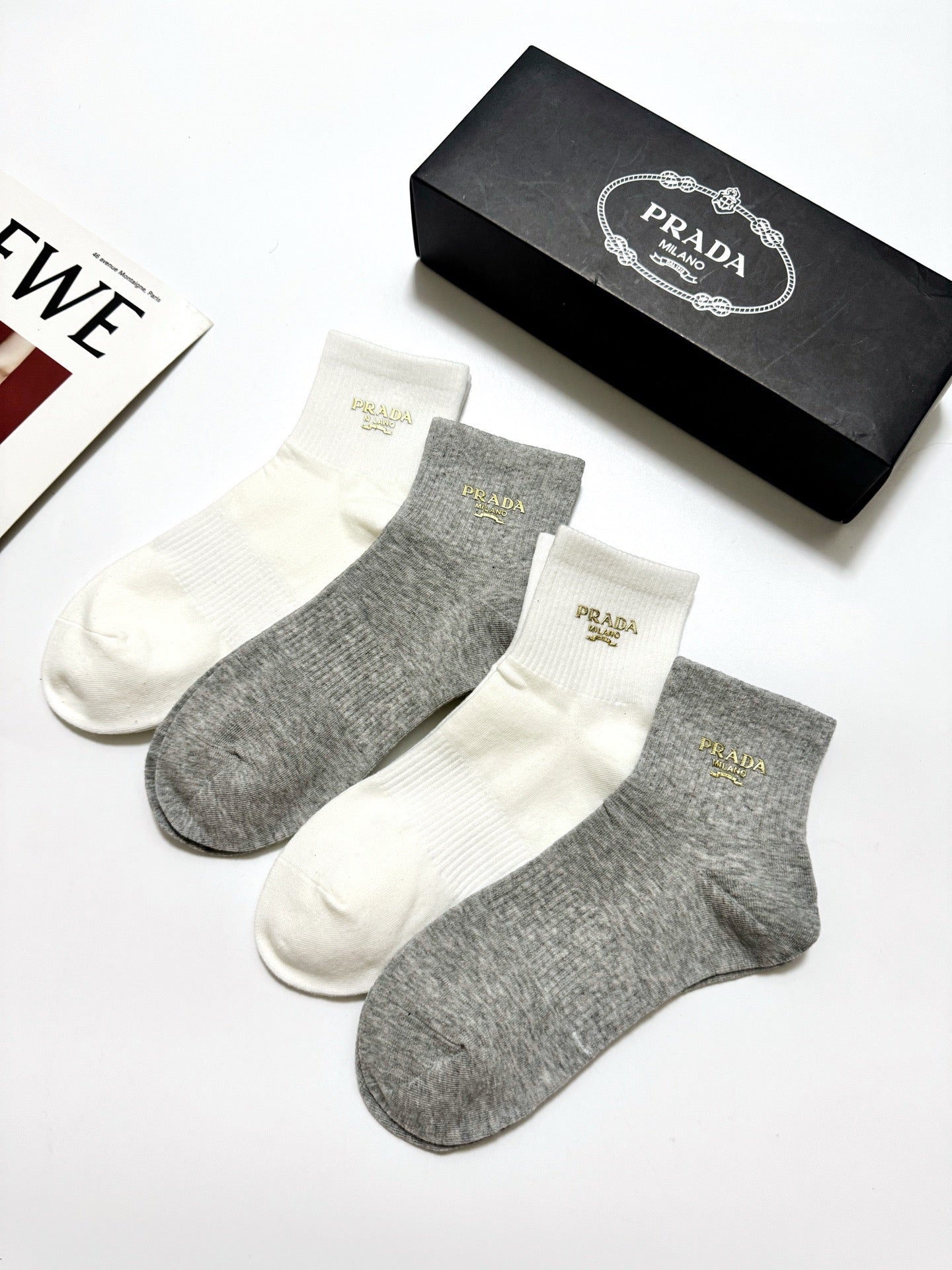 PRADA 26S ANKLE SOCKS 408733 (1 BOX)
