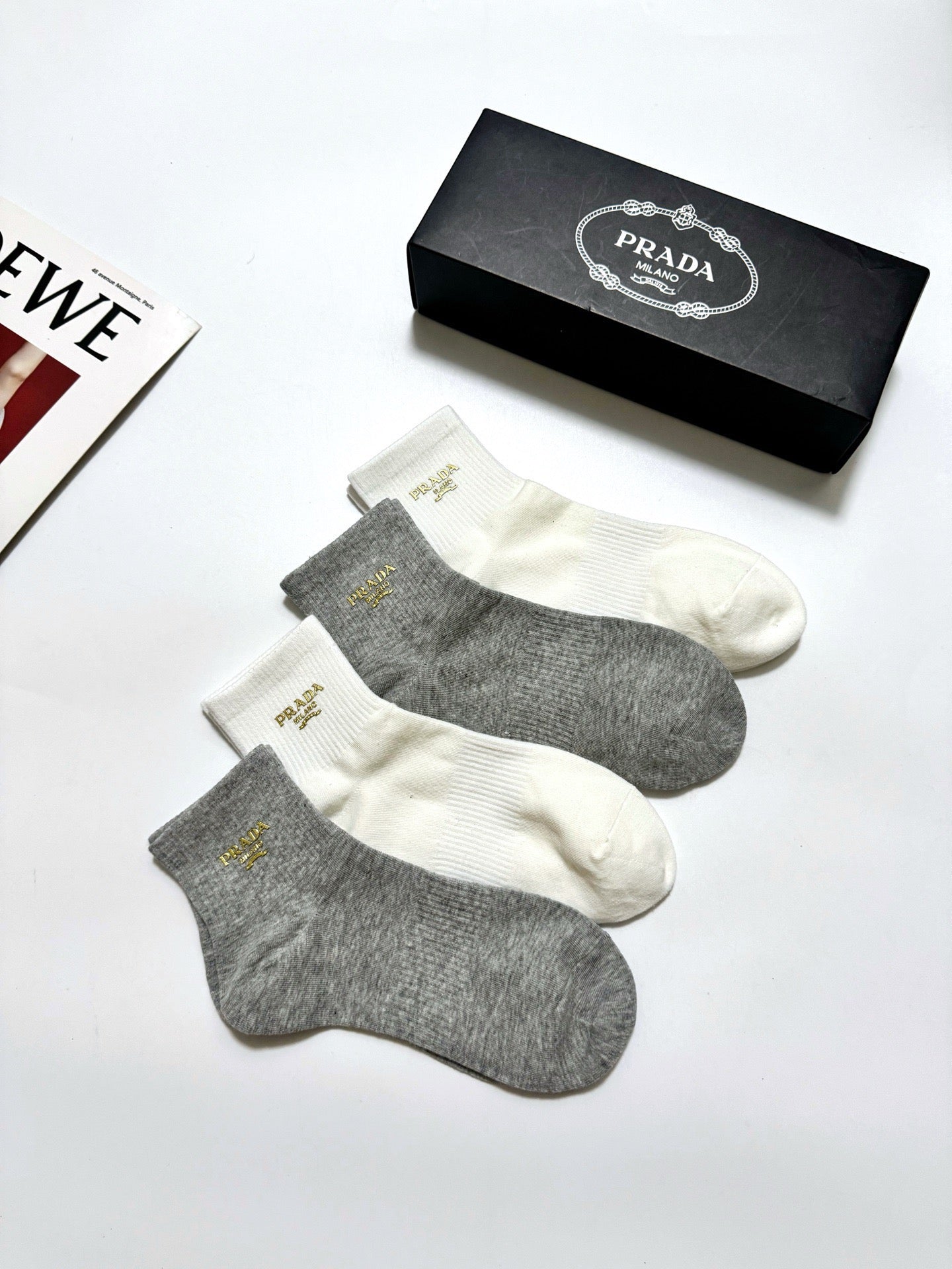 PRADA 26S ANKLE SOCKS 408733 (1 BOX)