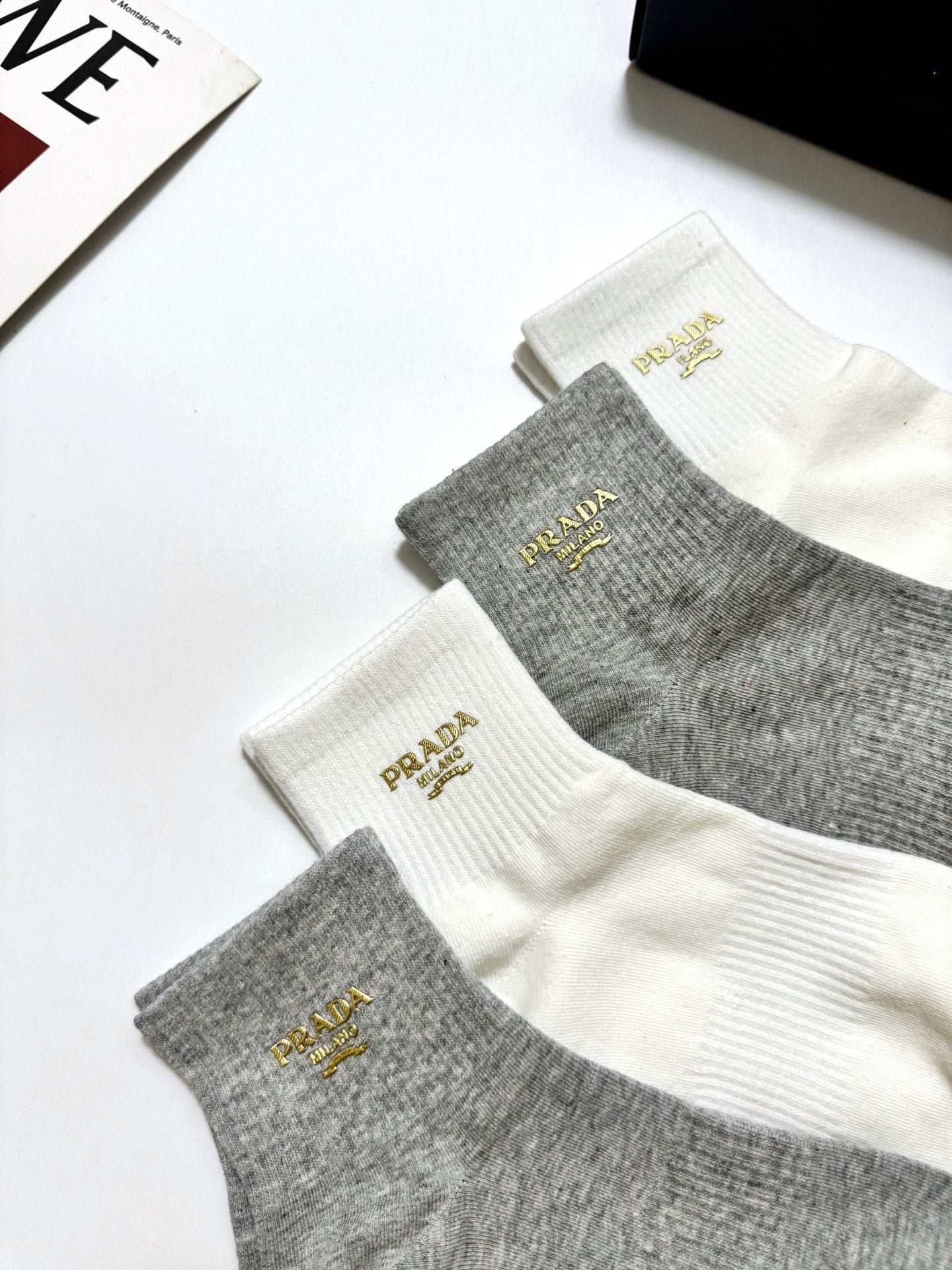 PRADA 26S ANKLE SOCKS 408733 (1 BOX)