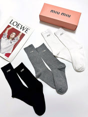 MIUMIU 26S CREW SOCKS 410291 (1 BOX)