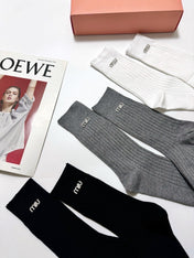 MIUMIU 26S CREW SOCKS 410291 (1 BOX)