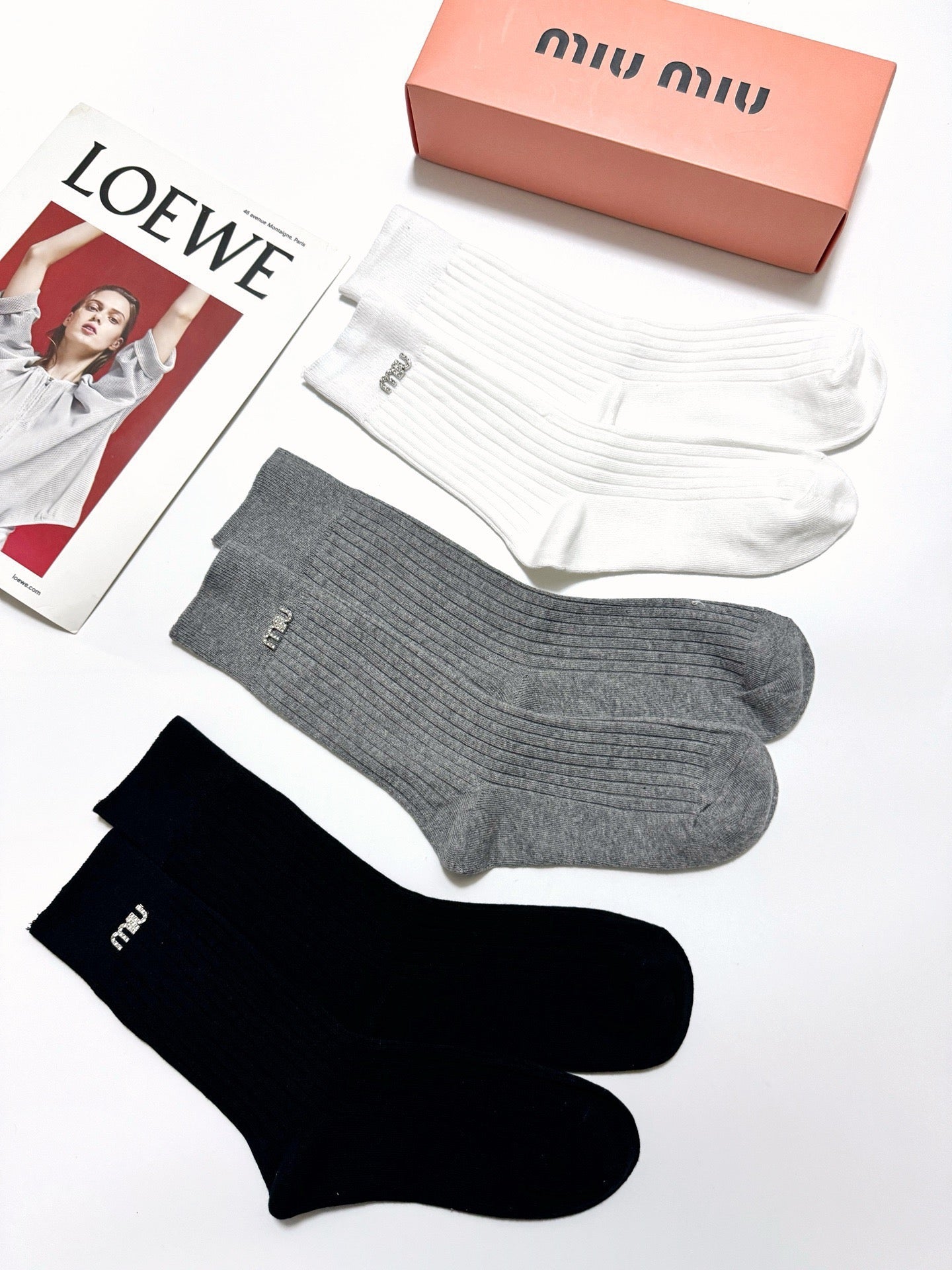 MIUMIU 26S CREW SOCKS 410291 (1 BOX)