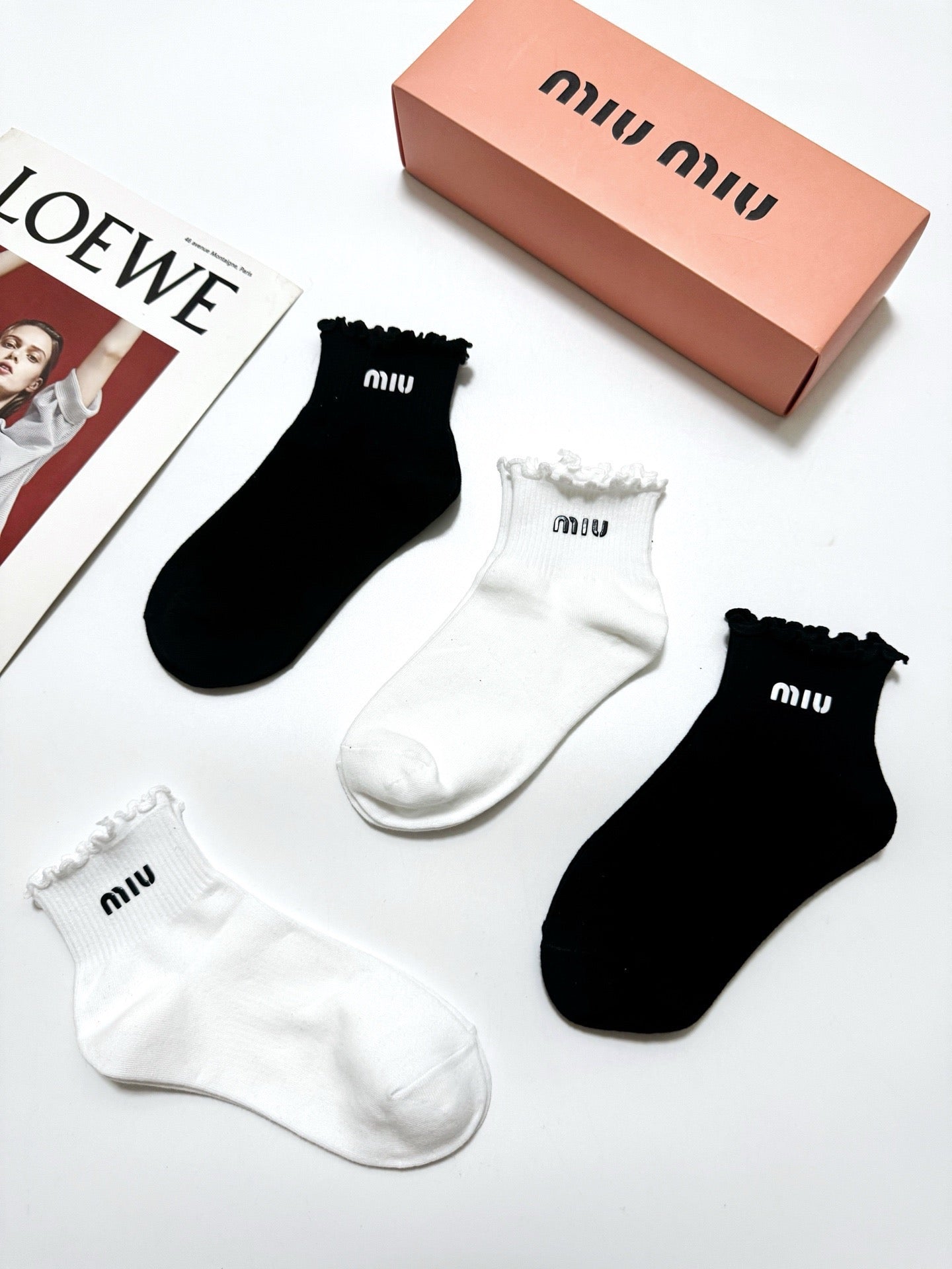 MIUMIU 26S ANKLE SOCKS 410298 (1 BOX)