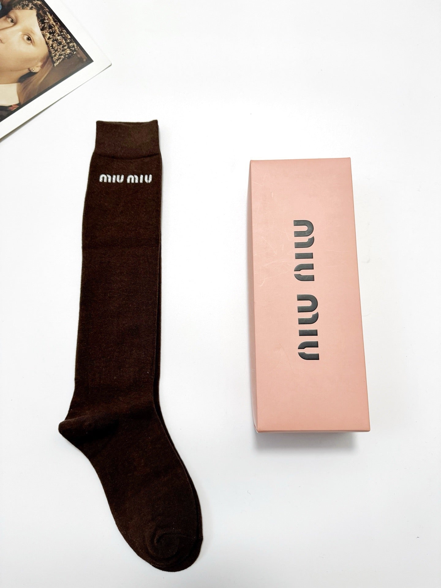 MIUMIU 26S CREW SOCKS 413921 (1 BOX)