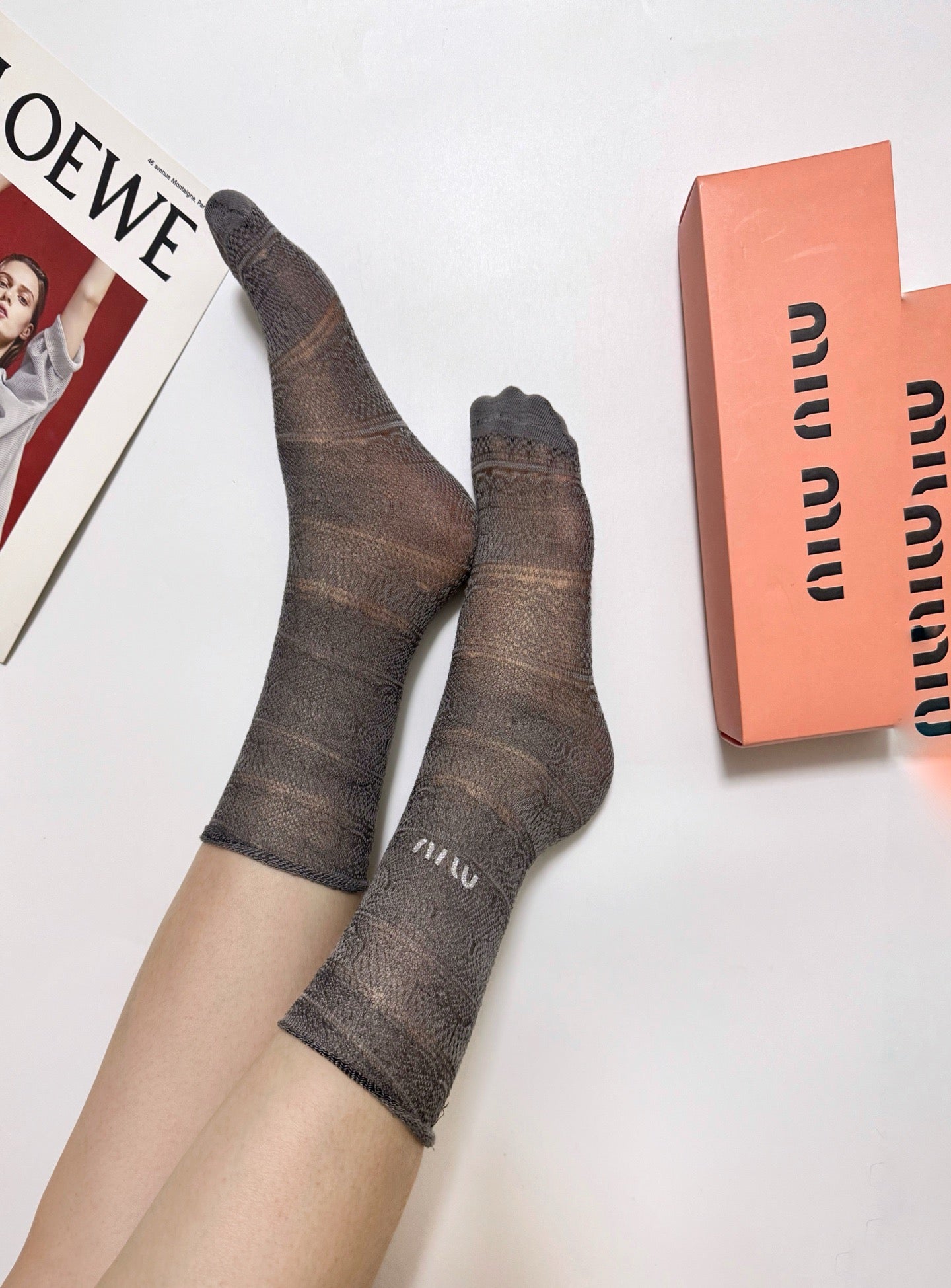 MIUMIU 26S CREW SOCKS 413929 (1 BOX)