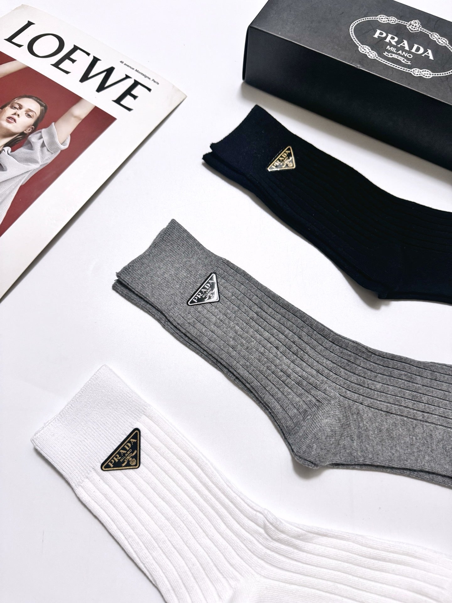 PRADA 26S CREW SOCKS 415680 (1 BOX)
