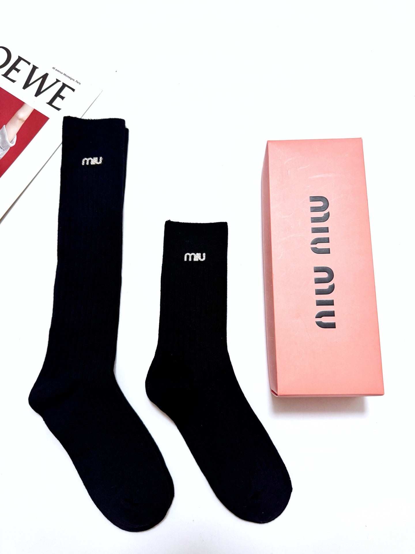 MIUMIU 26S CREW SOCKS 417715 (1 BOX)