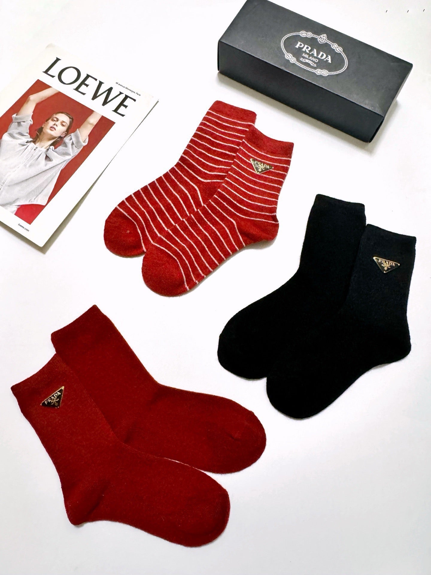 PRADA 26S CREW SOCKS 425089 (1 BOX)