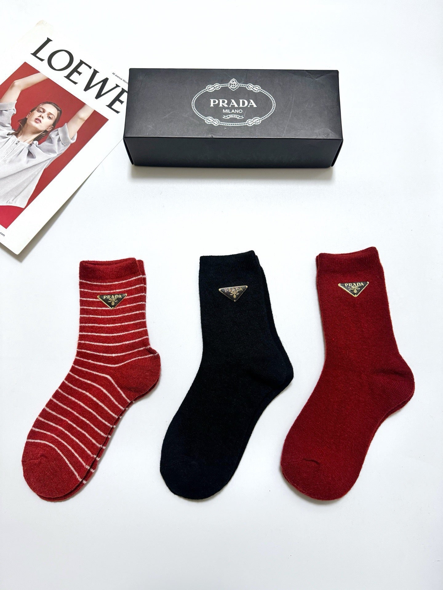 PRADA 26S CREW SOCKS 425089 (1 BOX)