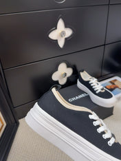 TRAINERS SHOES IN BLACK FABRIC