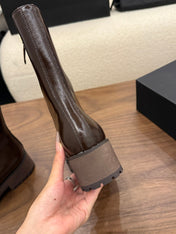 CHANEL 26S ANKLE BOOTS 45 MM IN BROWN PATENT LEATHER ROUNDED TOE