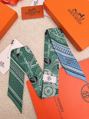 HERMES 26S SCARF 90 IN SILK 309657