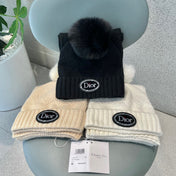 SET KNITTED SCARF AND HAT IN WHITE WOOL AND FOX FUR 434630
