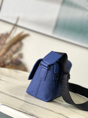 S-CAPE MESSENGER 28 IN SAPPHIRE BLUE TAURILLON